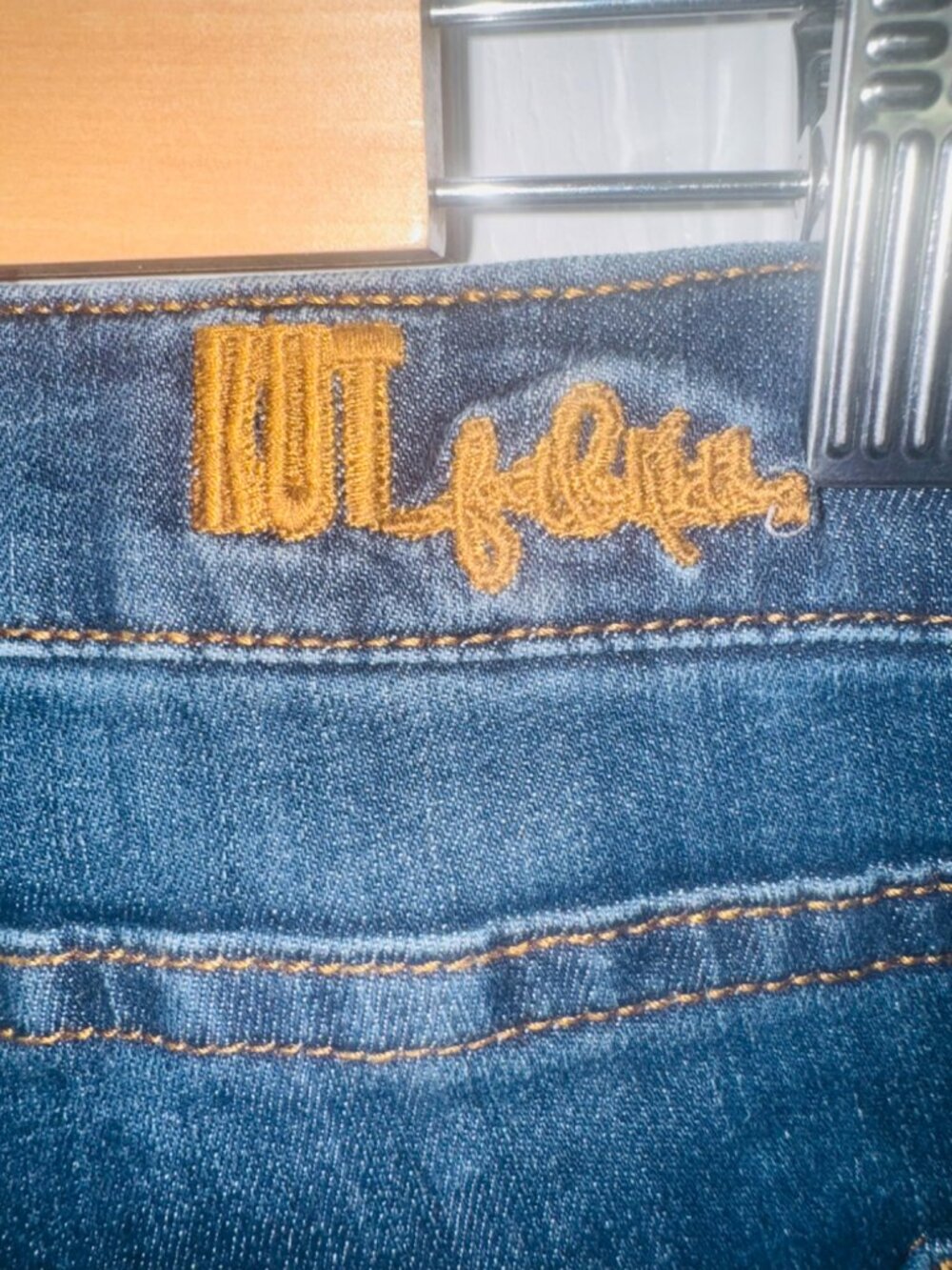 Kut From The Kloth Womens Blue Denim Straight Leg Jeans Size 10 Stretch Comfort - Picture 4 of 9
